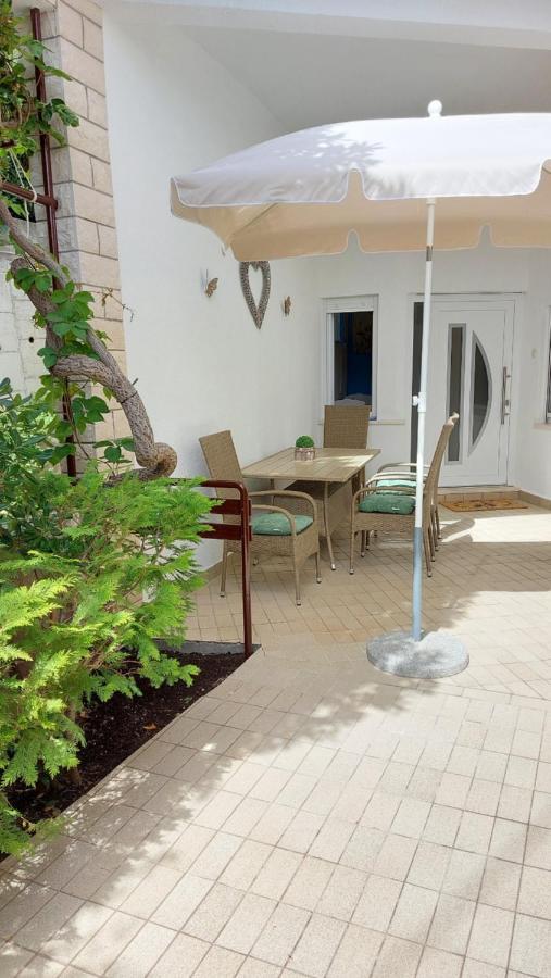 Apartment Jerolima Dugi Rat Buitenkant foto