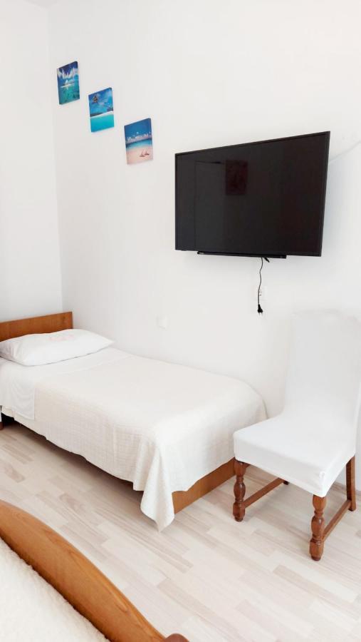 Apartment Jerolima Dugi Rat Buitenkant foto